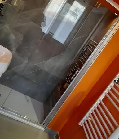 Apartment Civico 84 *