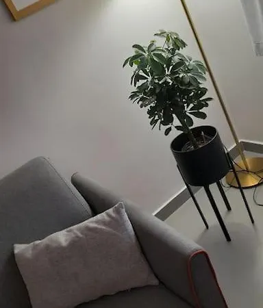 Civico 84 Апартаменти *