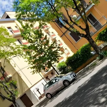 Civico 84 * Модена