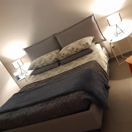 Civico 84 Апартаменти